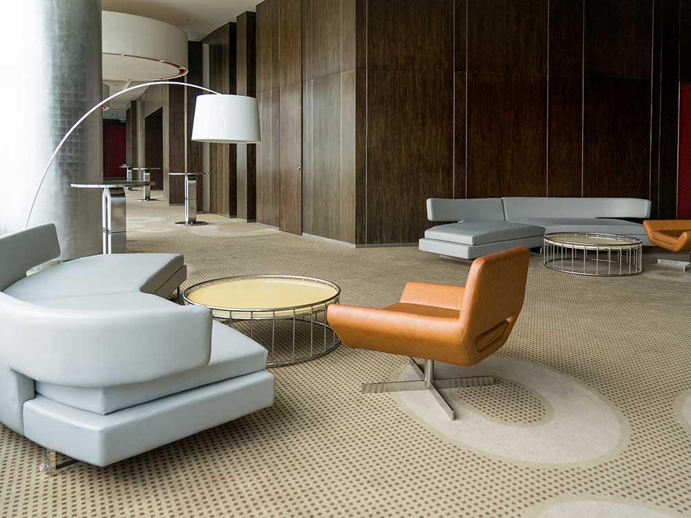 Enhancing Home Security and Style with the Right Door Locks and Hinges