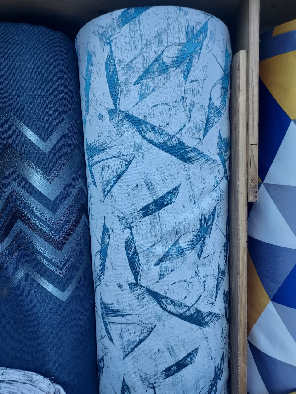 Cosmic Choices-216695 curtain per linear metre