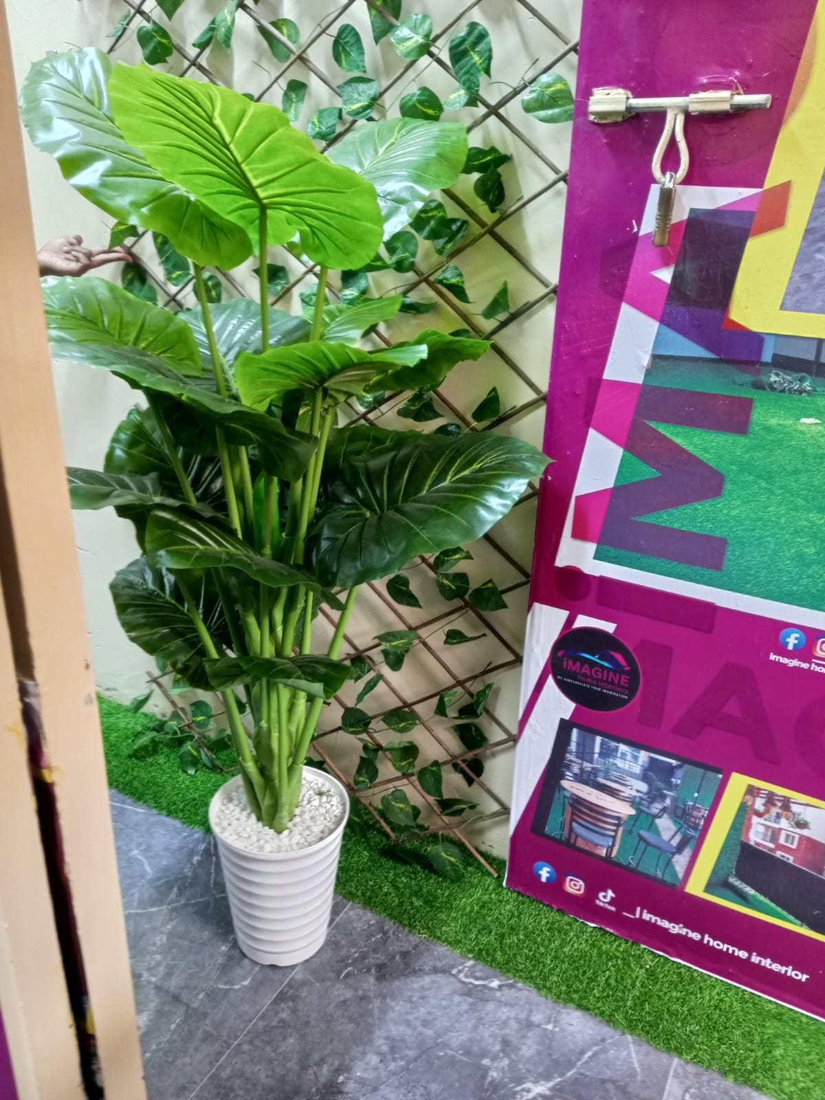 Cosmic Choices-116688 Artificial Plant (Copy)