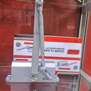 Moment hydraulic door closer