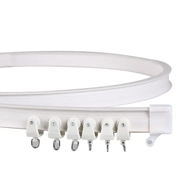 Bendable curtain rack