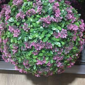 Artificial topiary ball
