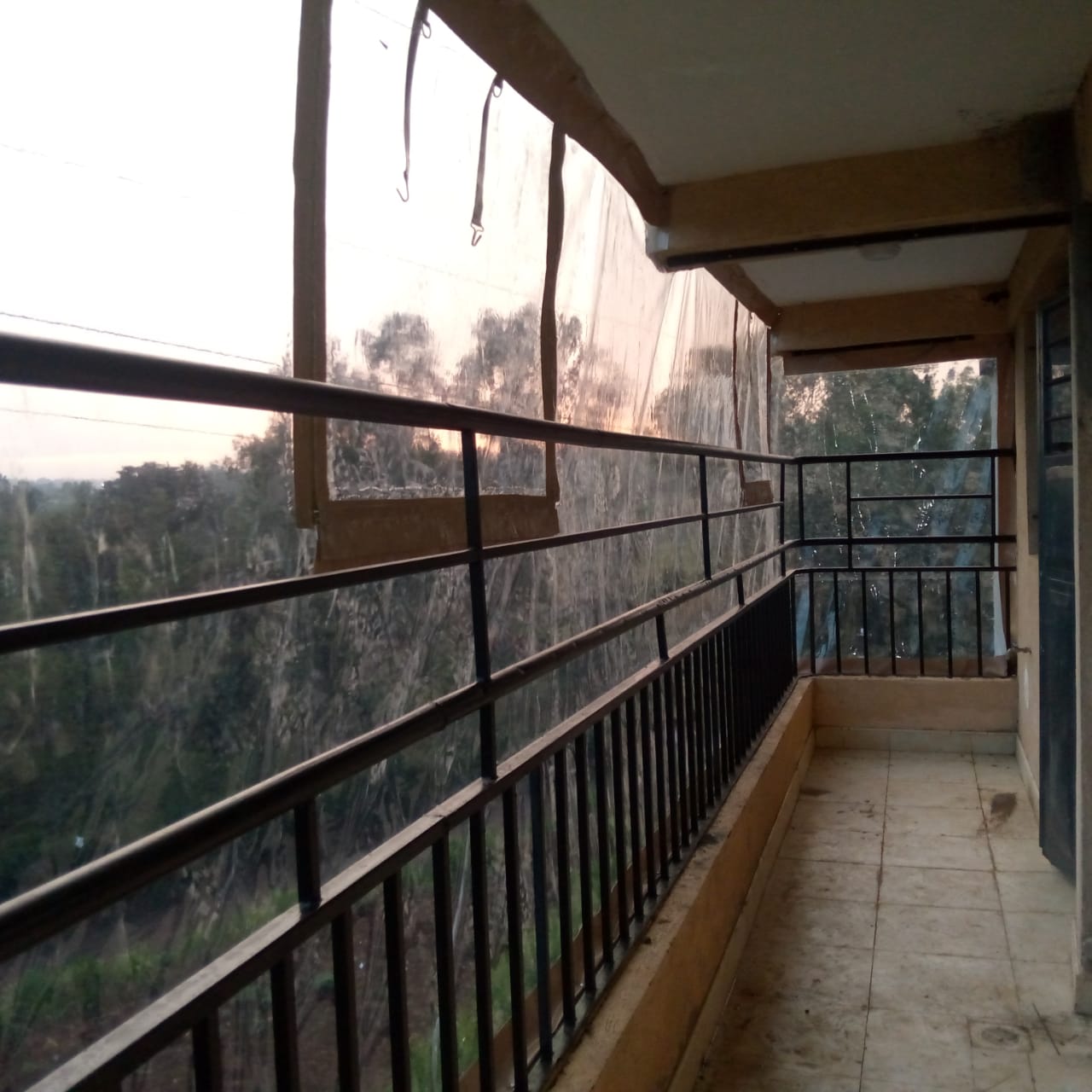 Jesilog-Decor-232815.jpeg Balcony Covers