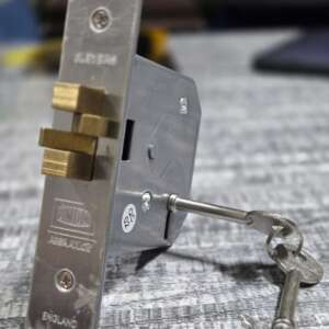 Union 3 Lever Sliding Gate Deadlock